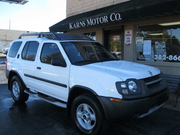 2002 Nissan Xterra AWD W/leatherroof (7pass)