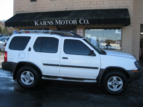 2002 Nissan Xterra AWD W/leatherroof (7pass)