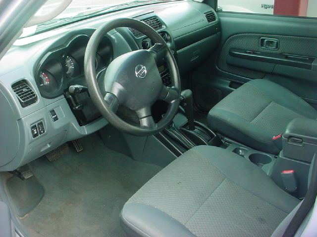 2002 Nissan Xterra AWD W/leatherroof (7pass)