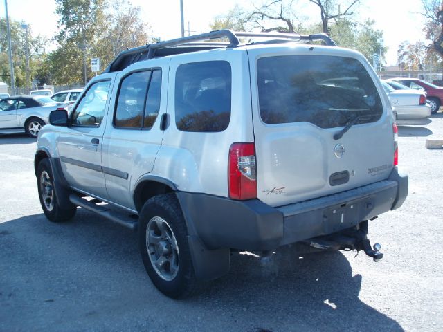 2002 Nissan Xterra 143.5 LTZ