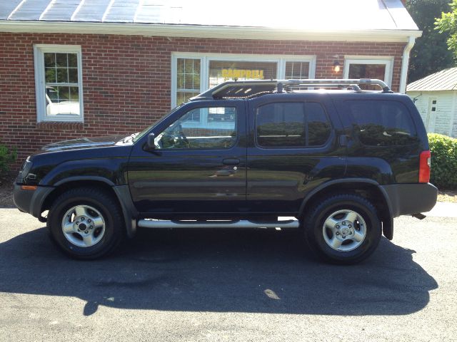 2003 Nissan Xterra AWD W/leatherroof (7pass)