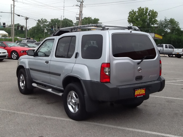 2003 Nissan Xterra AWD W/leatherroof (7pass)