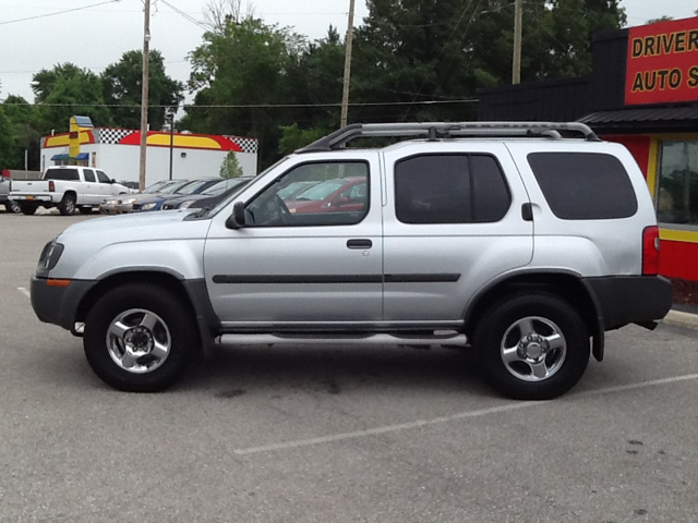 2003 Nissan Xterra AWD W/leatherroof (7pass)