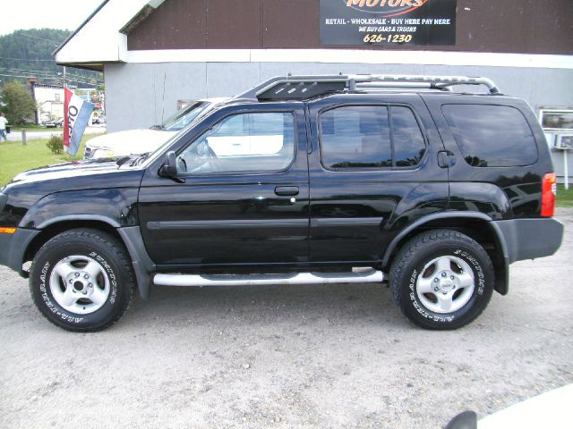 2003 Nissan Xterra AWD W/leatherroof (7pass)