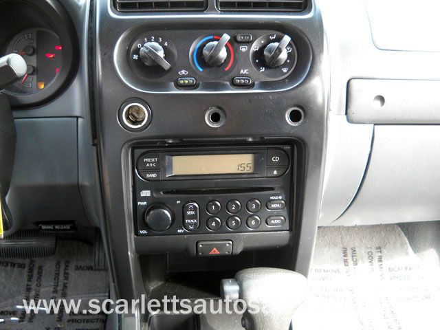 2003 Nissan Xterra LX V-6