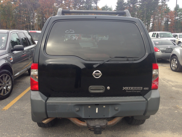 2003 Nissan Xterra 143.5 LTZ