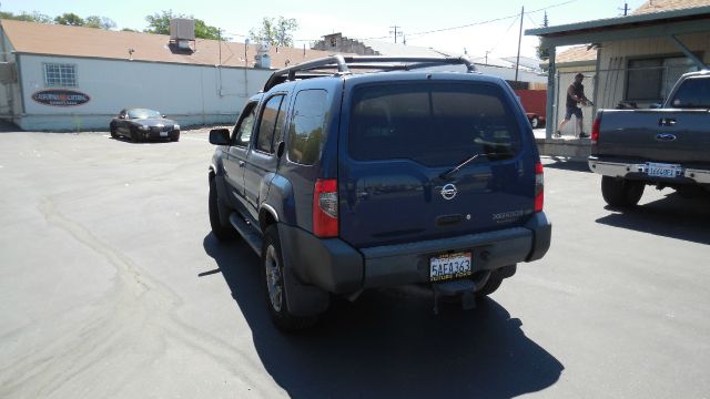 2003 Nissan Xterra 143.5 LTZ