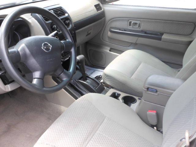 2003 Nissan Xterra AWD W/leatherroof (7pass)