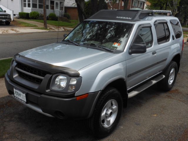 2003 Nissan Xterra AWD W/leatherroof (7pass)