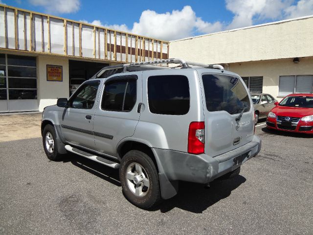 2004 Nissan Xterra LX V-6