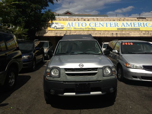 2004 Nissan Xterra AWD W/leatherroof (7pass)