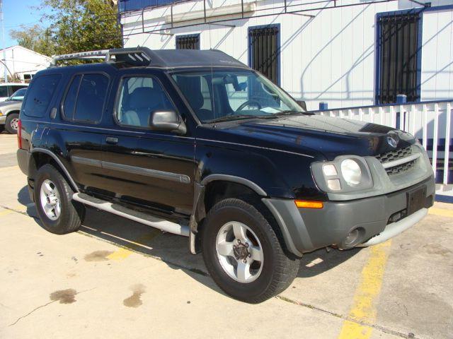 2004 Nissan Xterra AWD W/leatherroof (7pass)