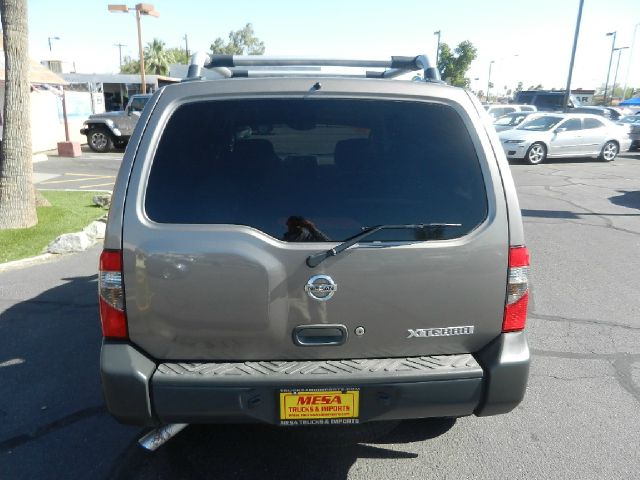 2004 Nissan Xterra LX V-6