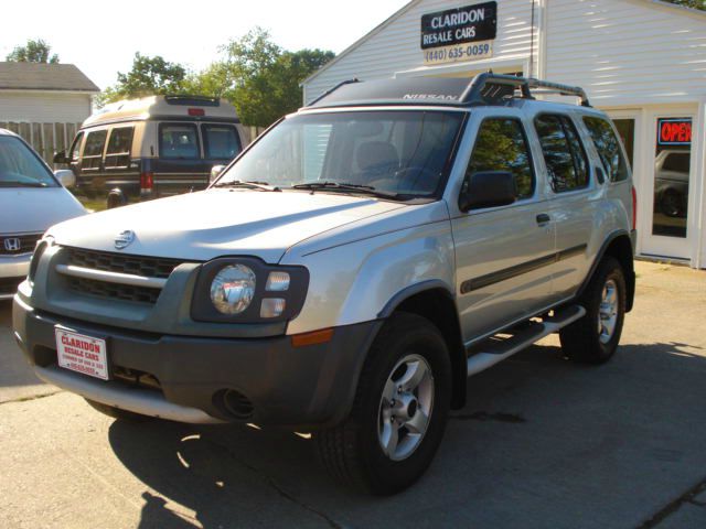 2004 Nissan Xterra AWD W/leatherroof (7pass)