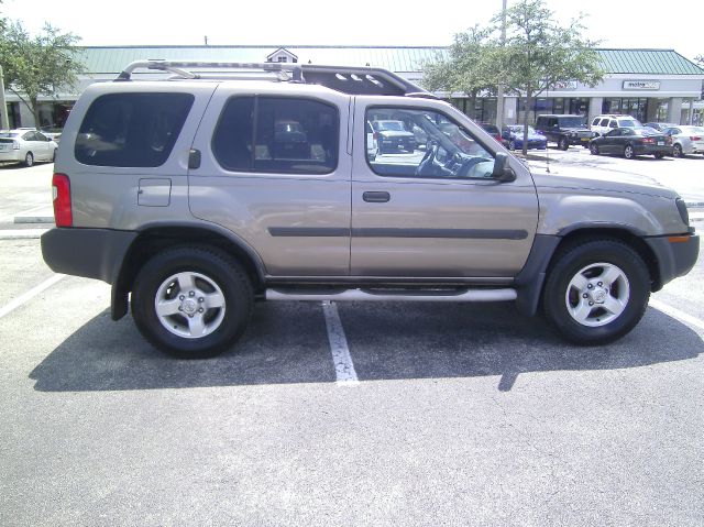 2004 Nissan Xterra LX V-6