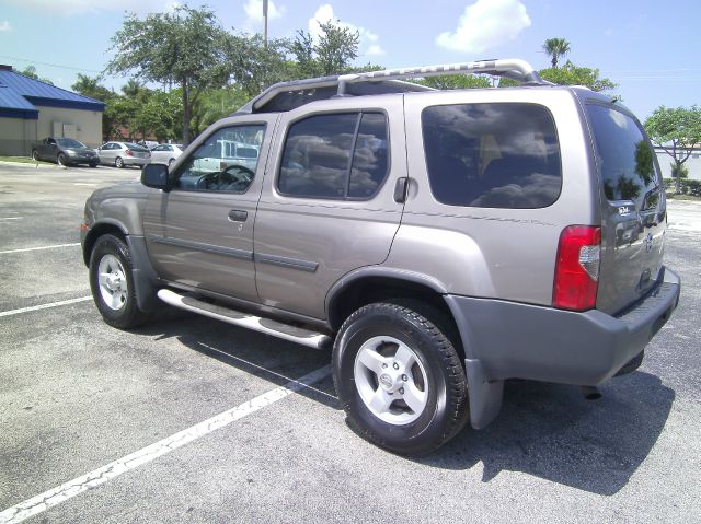 2004 Nissan Xterra LX V-6