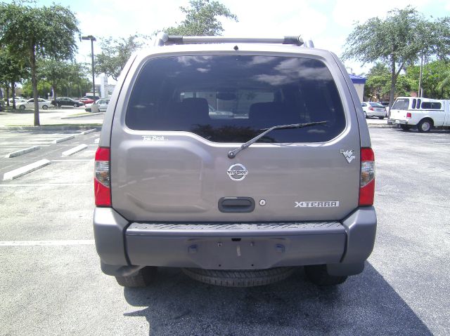 2004 Nissan Xterra LX V-6