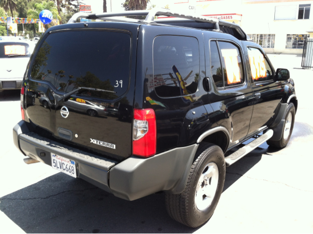 2004 Nissan Xterra LX V-6