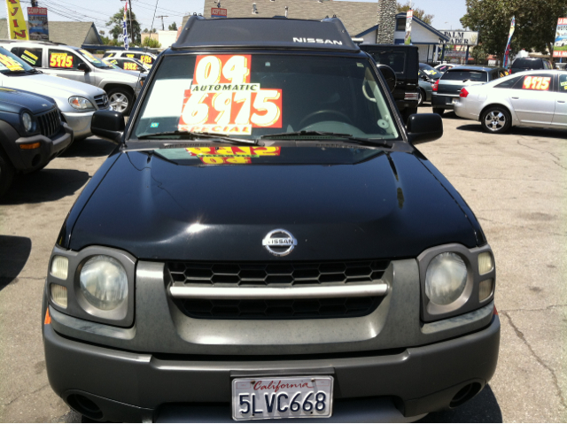 2004 Nissan Xterra LX V-6