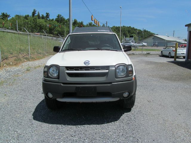 2004 Nissan Xterra AWD W/leatherroof (7pass)