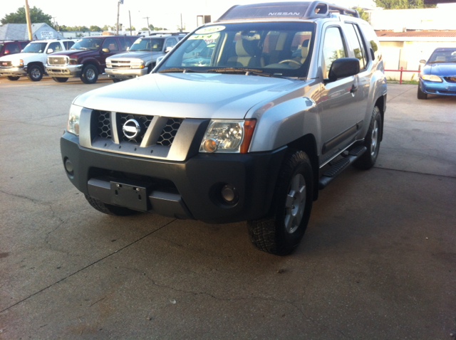 2005 Nissan Xterra EX-L W/ DVD System