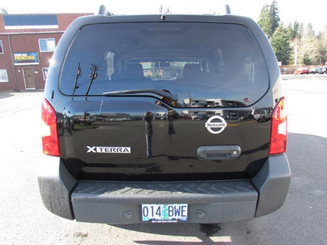 2005 Nissan Xterra CE 7-pass