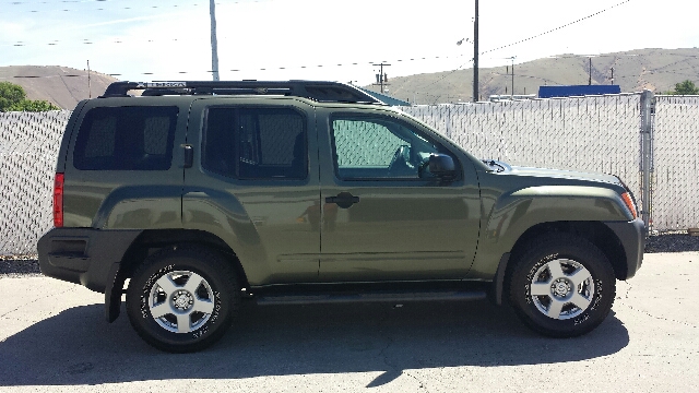 2005 Nissan Xterra EX-L W/ DVD System