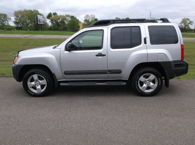 2005 Nissan Xterra EX-L W/ DVD System