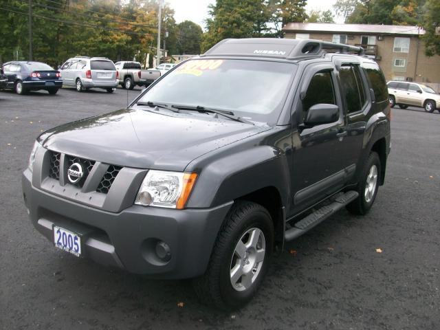 2005 Nissan Xterra LS Hatchback