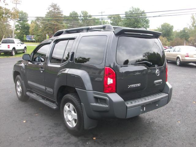 2005 Nissan Xterra LS Hatchback