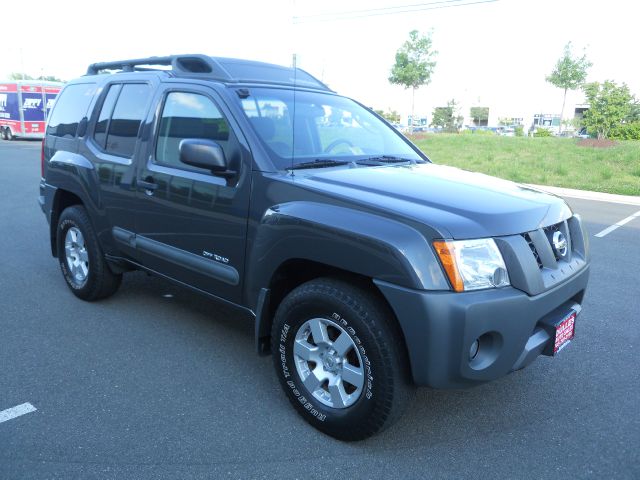 2005 Nissan Xterra EX-L W/ DVD System