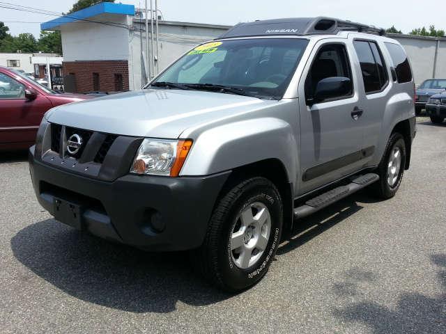 2005 Nissan Xterra Sport 4 Door 4x4