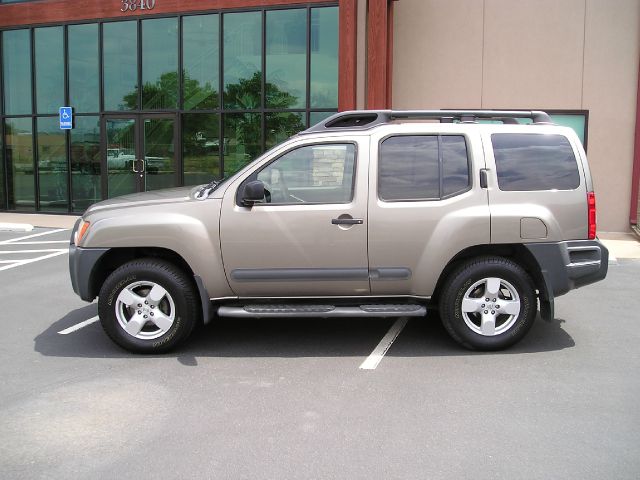 2005 Nissan Xterra EX-L W/ DVD System