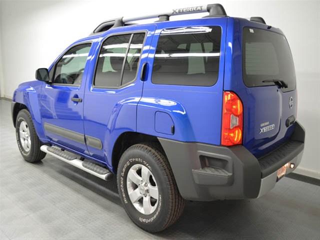 2012 Nissan Xterra 4WD Reg 126.8 Inch 5.7L V8 (natl) 4x4 Truck