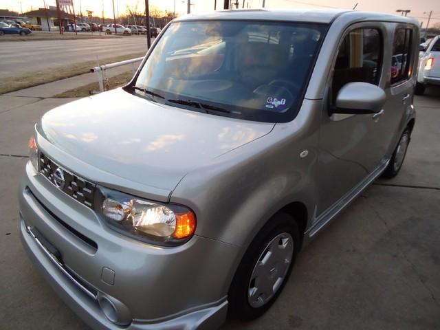 2009 Nissan cube Crew Cab Standard Box 2-wheel Drive SLE