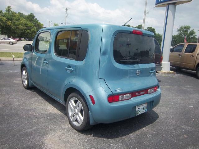 2009 Nissan cube Unknown