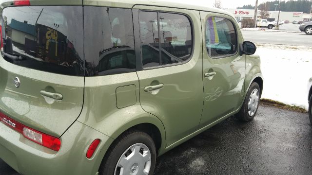 2009 Nissan cube Limited Access Cab 4WD