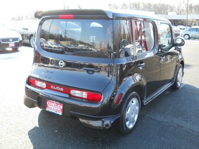 2009 Nissan cube W/T REG CAB