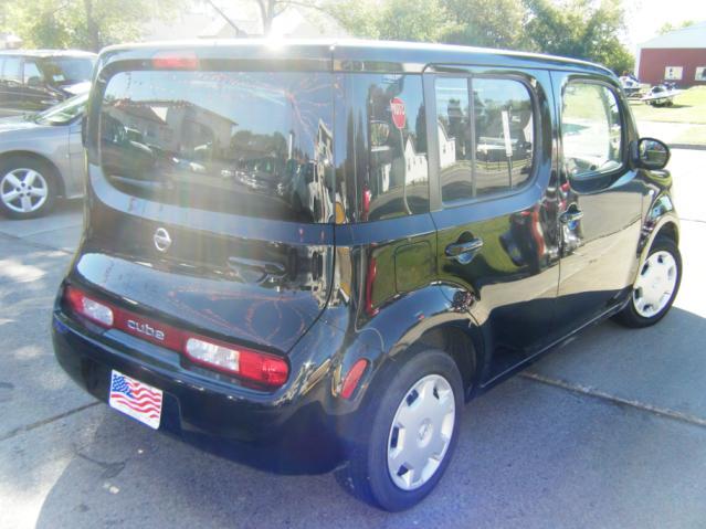 2009 Nissan cube Unknown