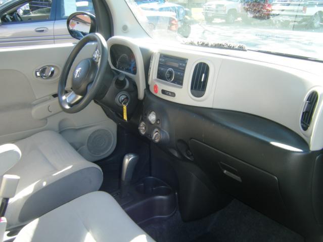 2009 Nissan cube Unknown