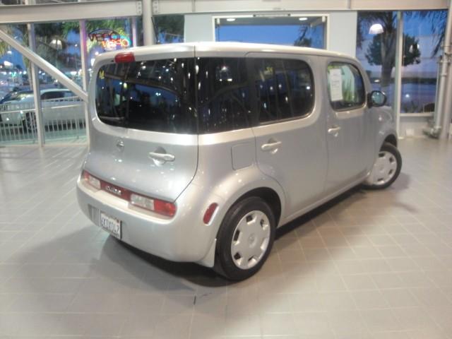 2009 Nissan cube Unknown