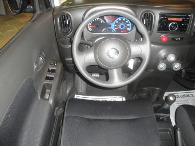 2009 Nissan cube Unknown