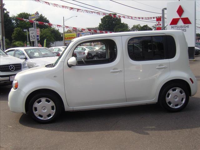 2009 Nissan cube Unknown