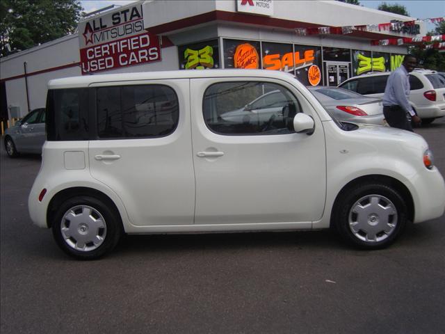 2009 Nissan cube Unknown