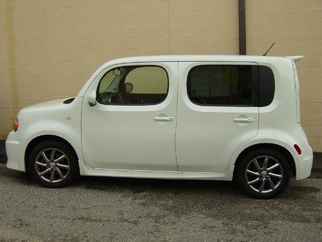 2009 Nissan cube 4dr 1500 SLT SUV