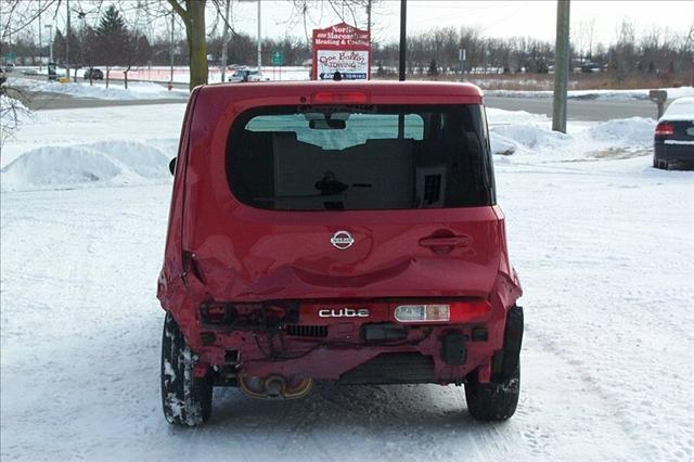 2009 Nissan cube Quad Cab Bighorn Edition