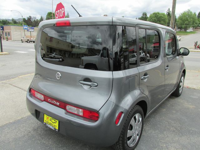 2009 Nissan cube E43