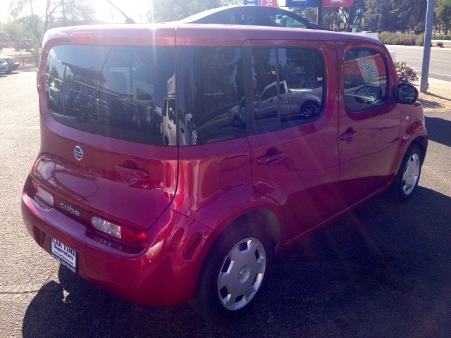 2010 Nissan cube 2dr Roadster 3.0L