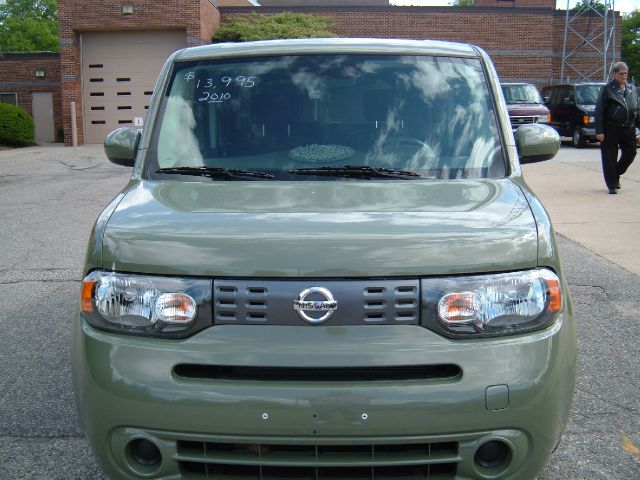 2010 Nissan cube E43