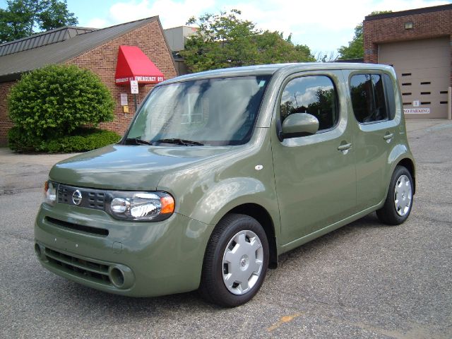 2010 Nissan cube E43